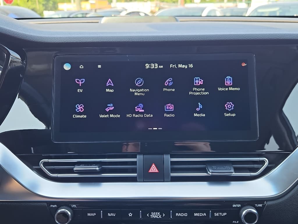 2022 Kia Niro EV view 12