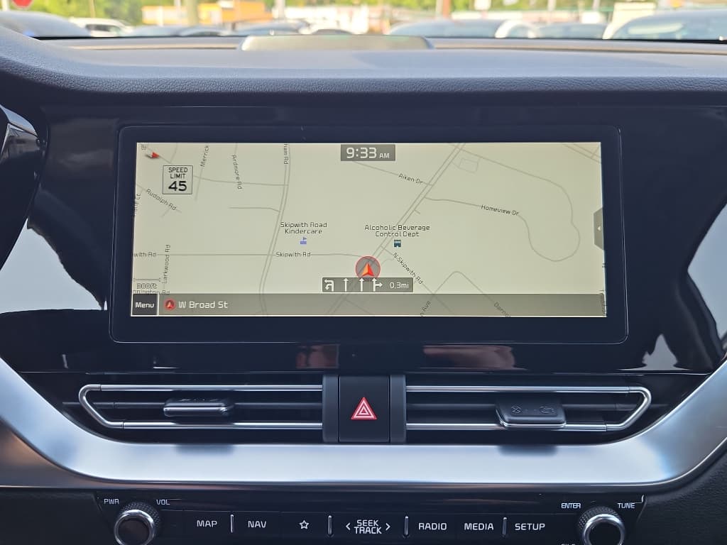 2022 Kia Niro EV view 10