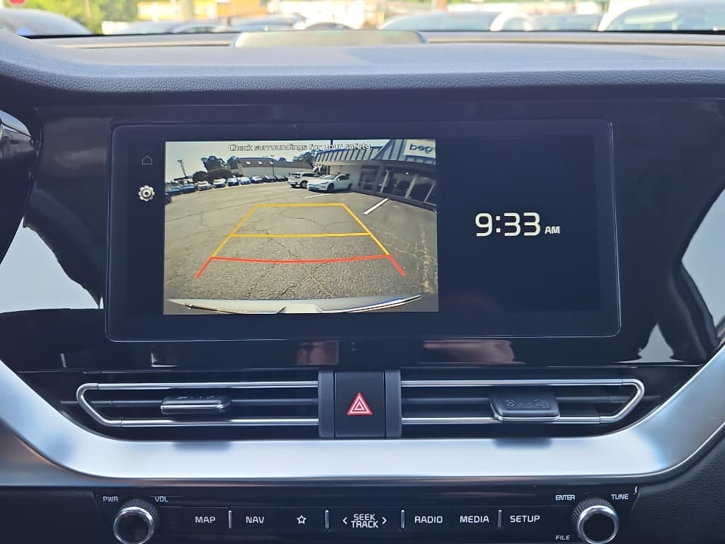 2022 Kia Niro EV view 11