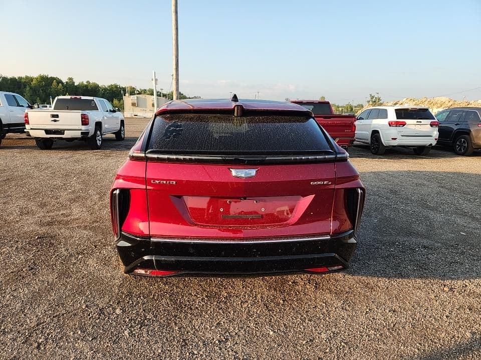 2024 Cadillac Lyriq view 4