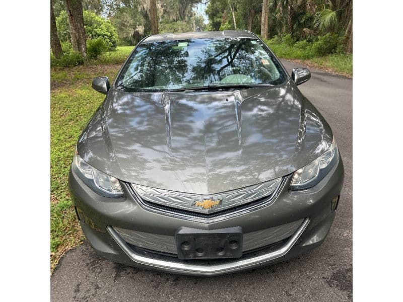 2017 Chevrolet Volt view 7