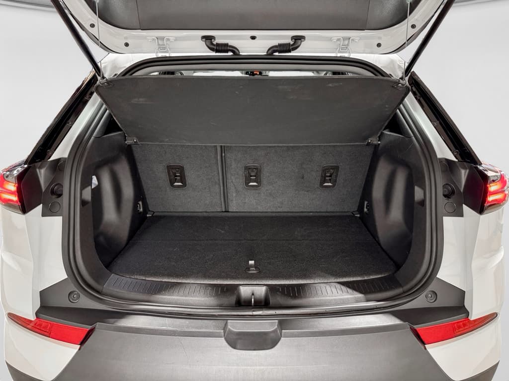 2023 Chevrolet Bolt EUV view 24