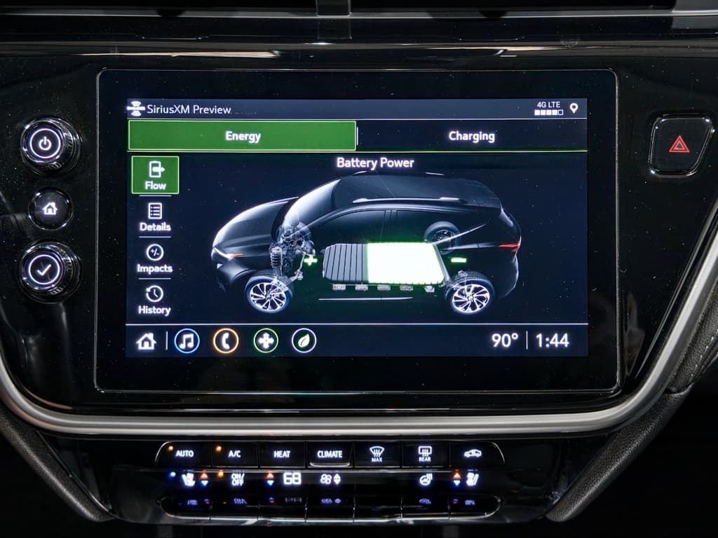 2023 Chevrolet Bolt EUV view 12