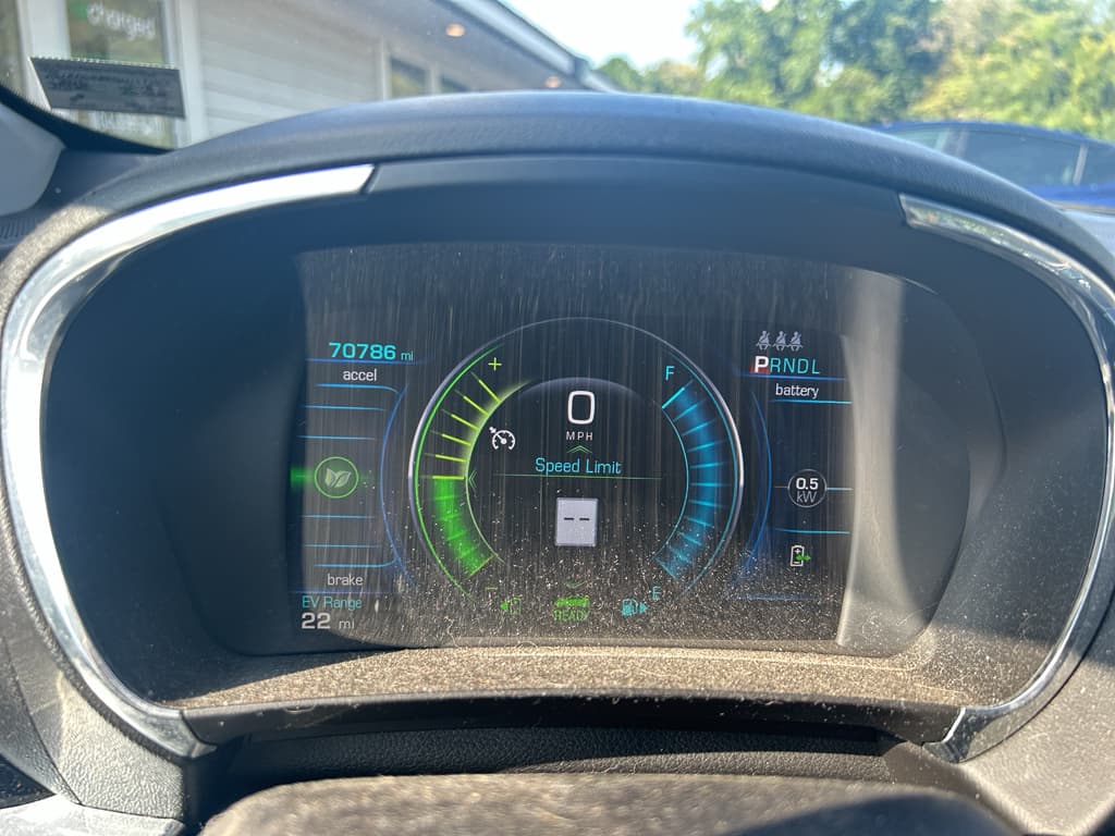 2016 Chevrolet Volt view 6