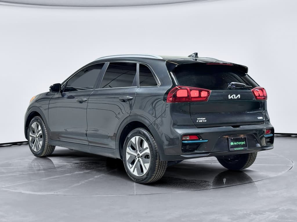 2022 Kia Niro EV view 2