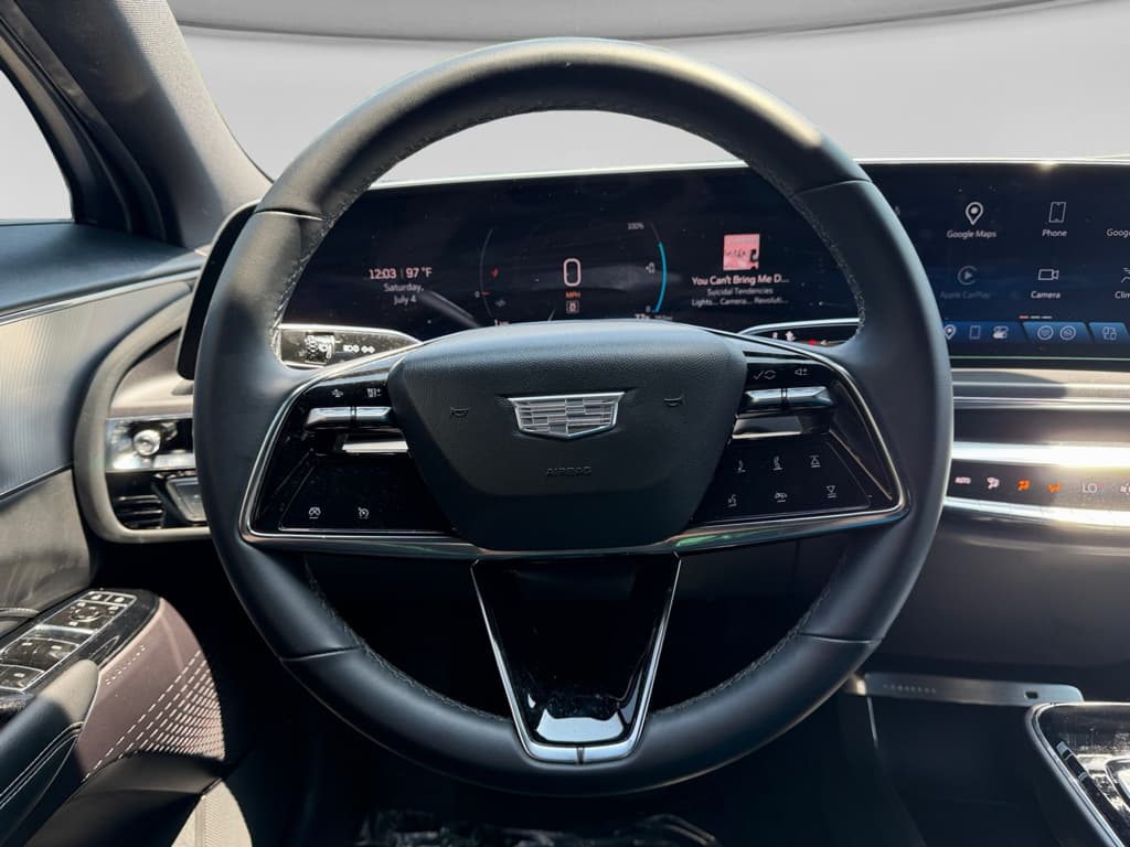 2024 Cadillac Lyriq view 5