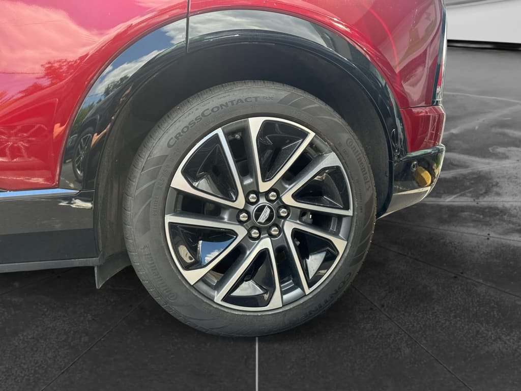 2025 Cadillac OPTIQ view 16