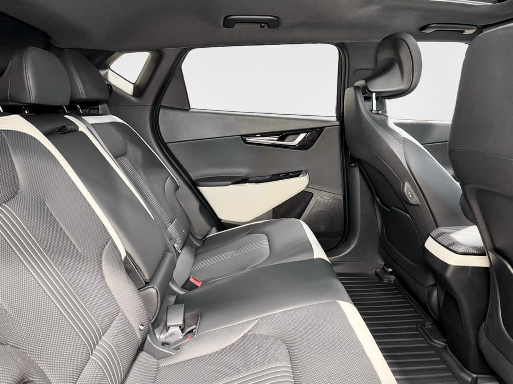 2023 Kia EV6 view 23