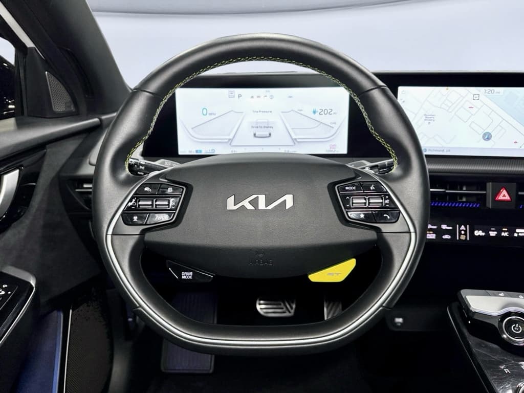 2023 Kia EV6 view 7
