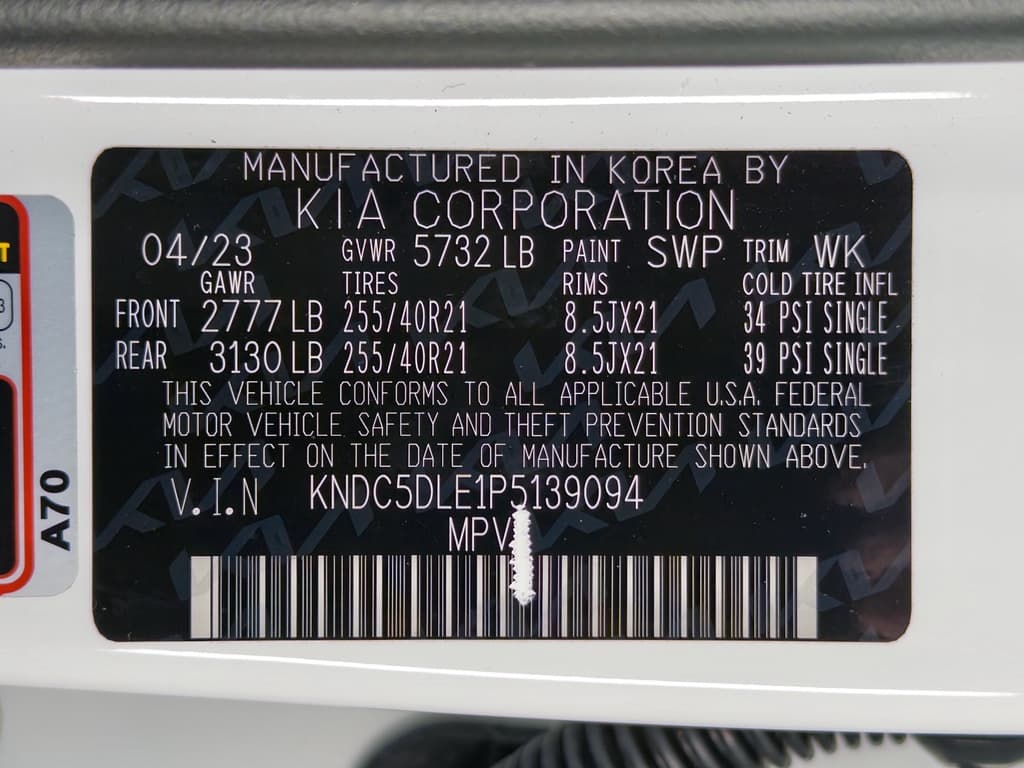 2023 Kia EV6 view 30