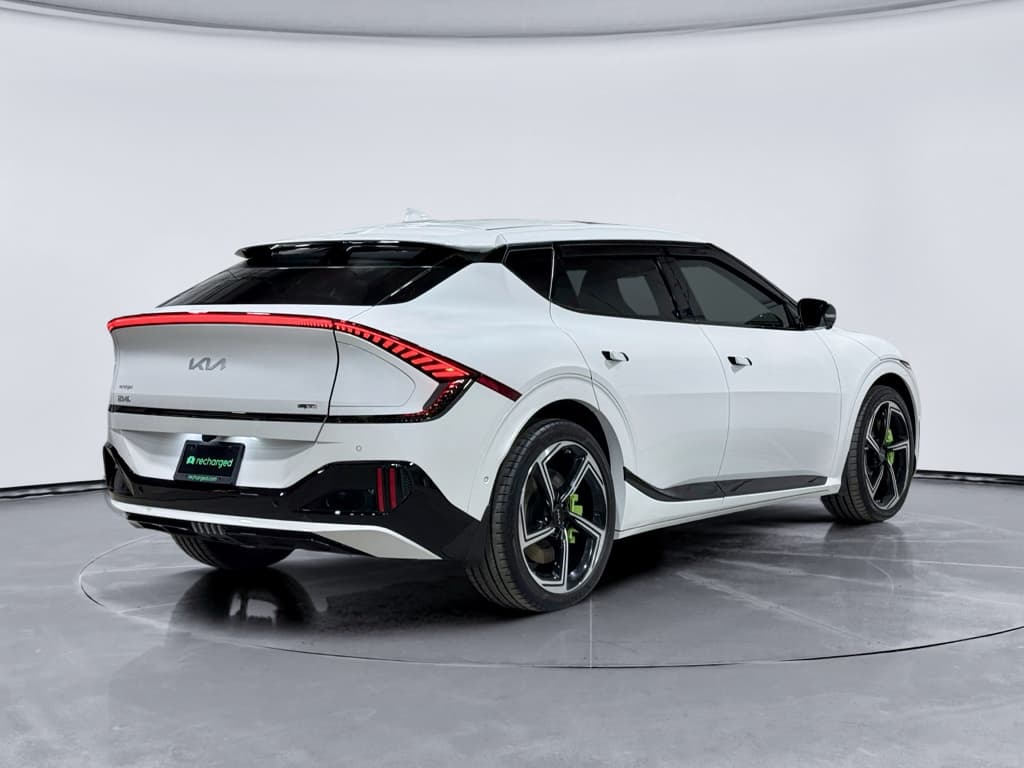 2023 Kia EV6 view 3