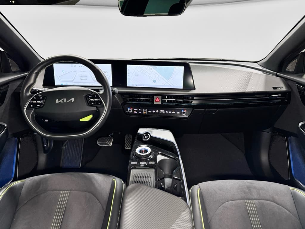 2023 Kia EV6 view 16