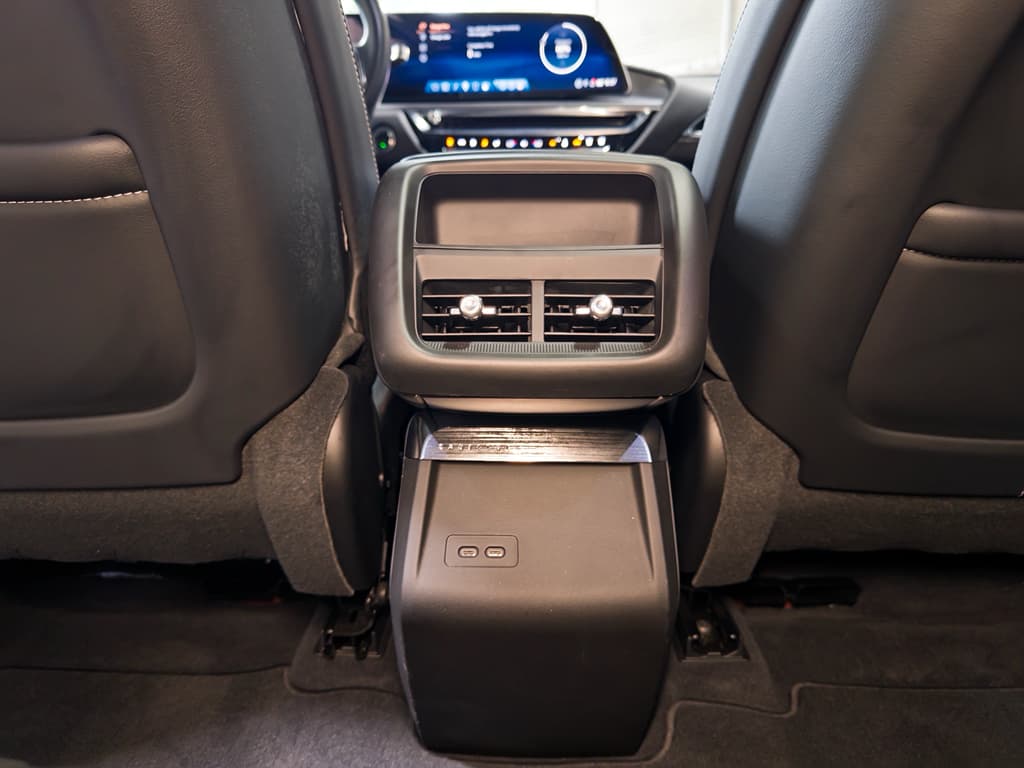 2024 Cadillac Lyriq view 22