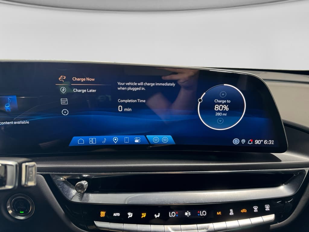 2024 Cadillac Lyriq view 11