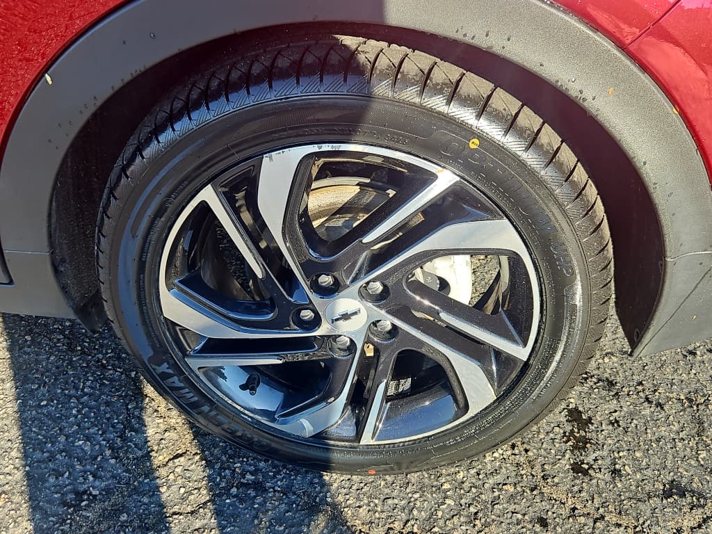 2023 Chevrolet Bolt EV view 29