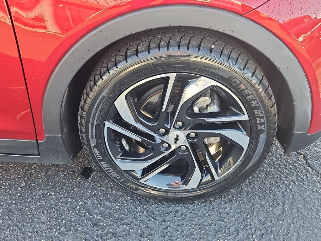 2023 Chevrolet Bolt EV view 33