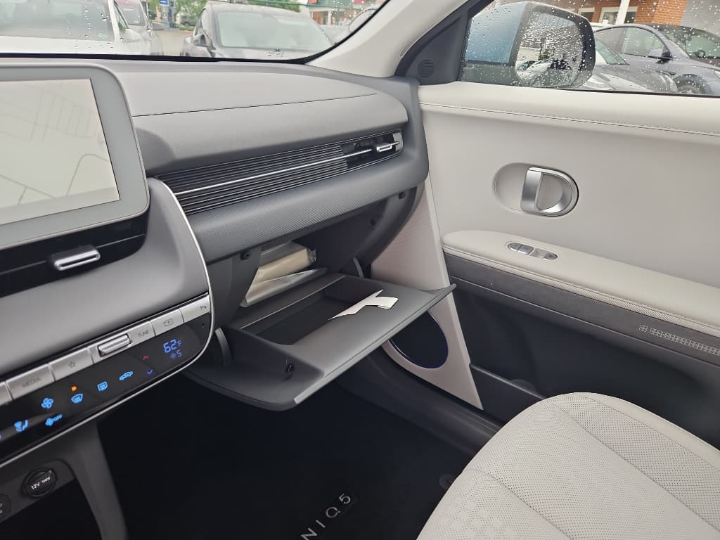 2023 Hyundai IONIQ 5 view 19