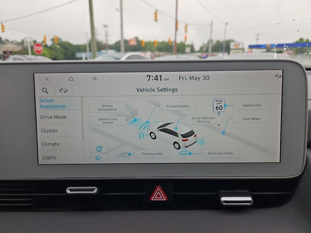 2023 Hyundai IONIQ 5 view 13