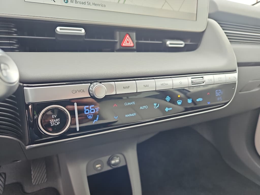 2023 Hyundai IONIQ 5 view 18