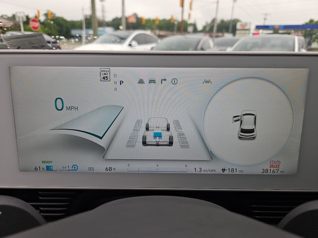 2023 Hyundai IONIQ 5 view 9