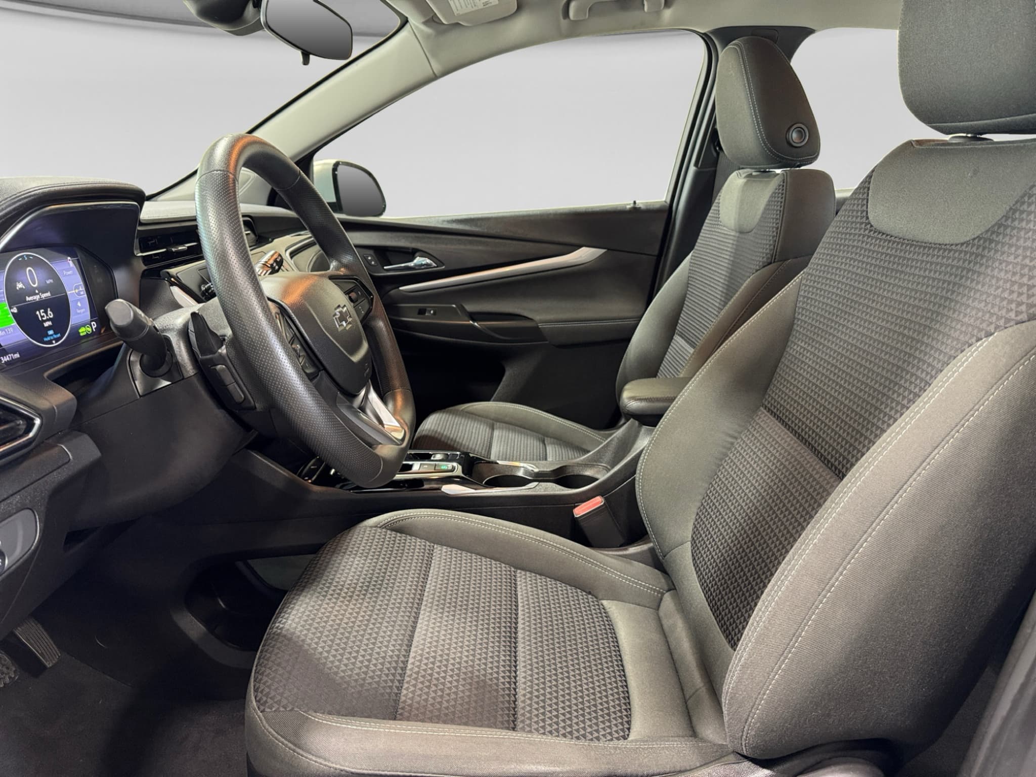 2023 Chevrolet Bolt EUV view 16
