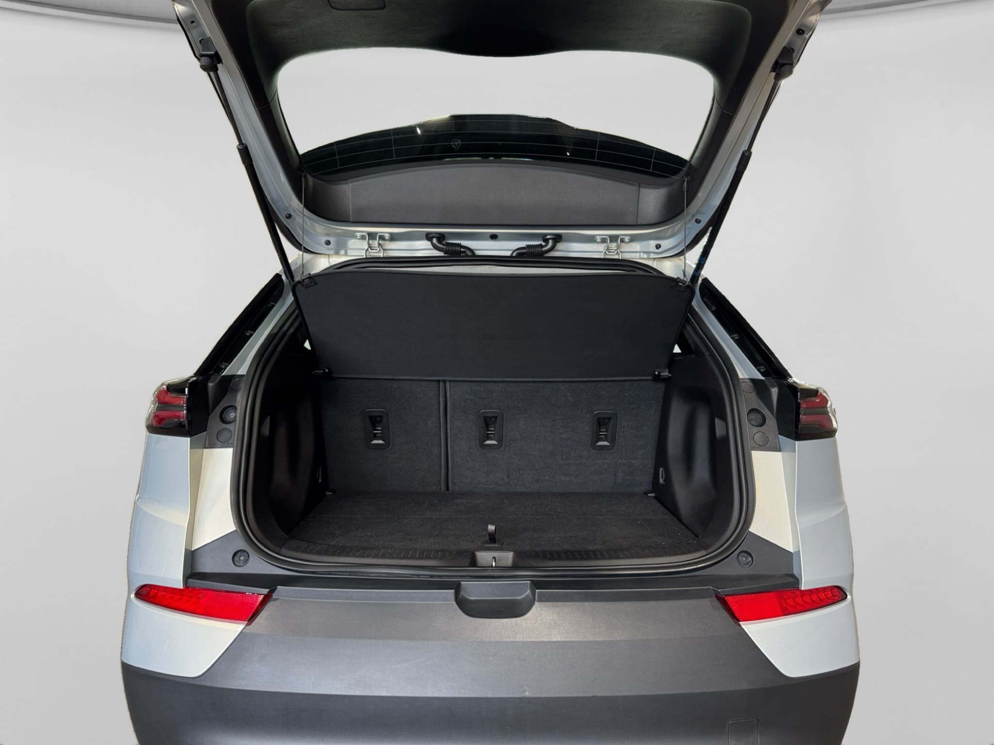 2023 Chevrolet Bolt EUV view 24