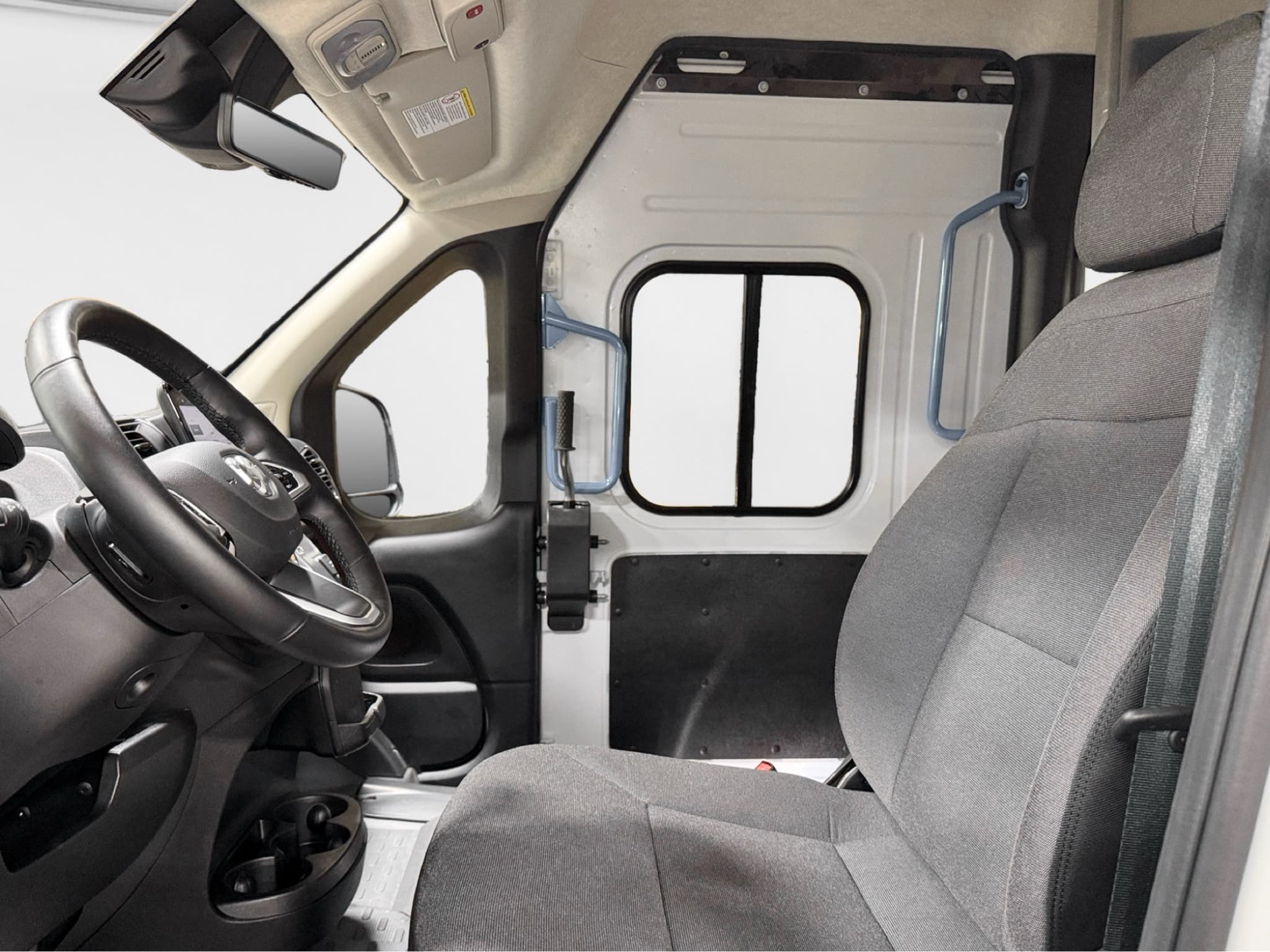 2024 Ram ProMaster 3500 BEV view 17