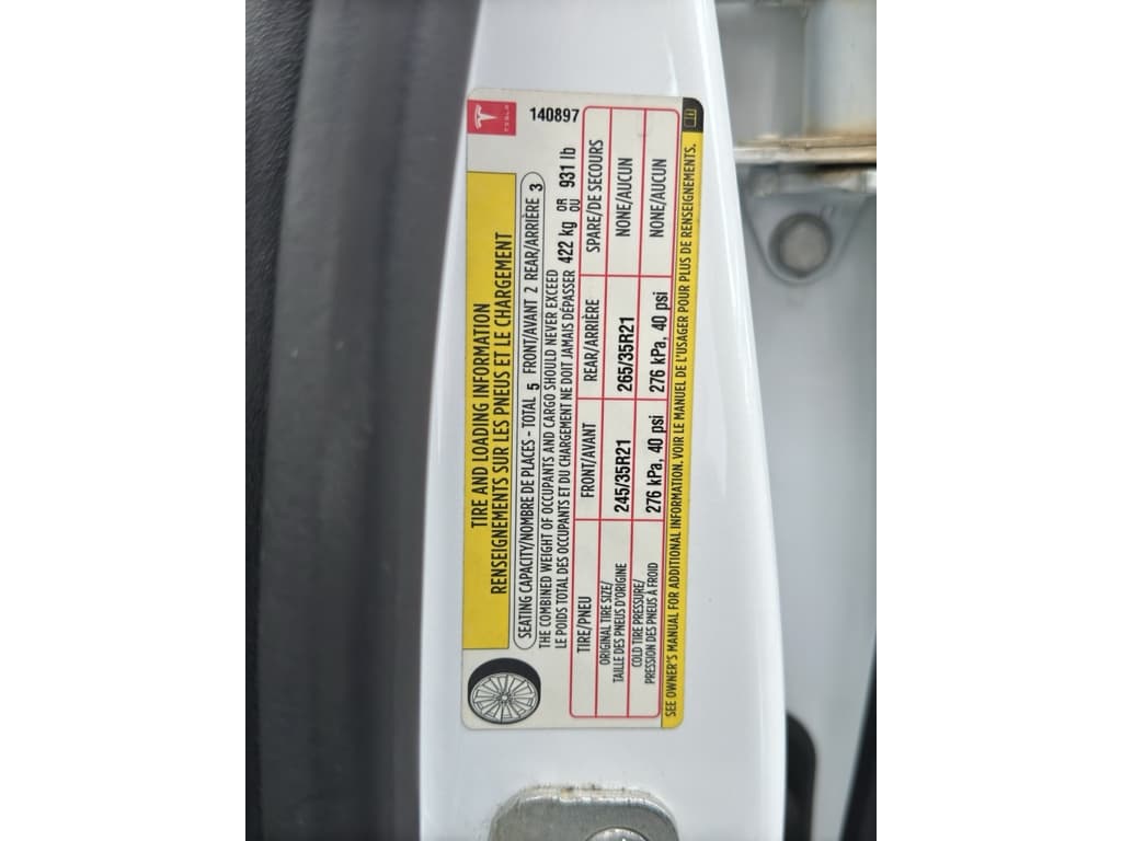 2016 Tesla Model S view 23