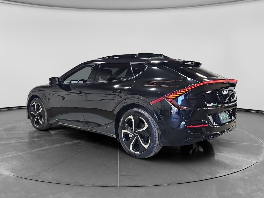 2023 Kia EV6 view 2