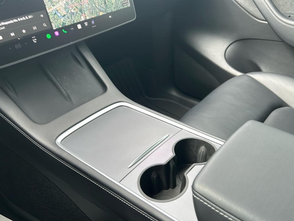 2021 Tesla Model Y view 14