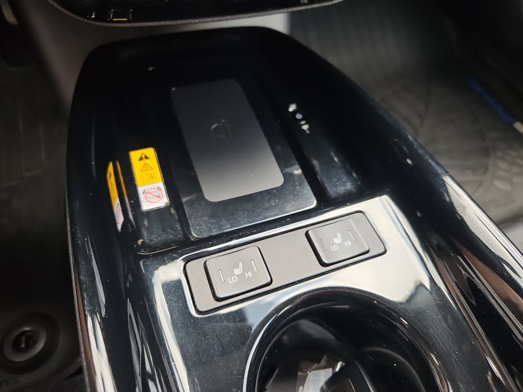2020 Toyota Prius Prime view 18