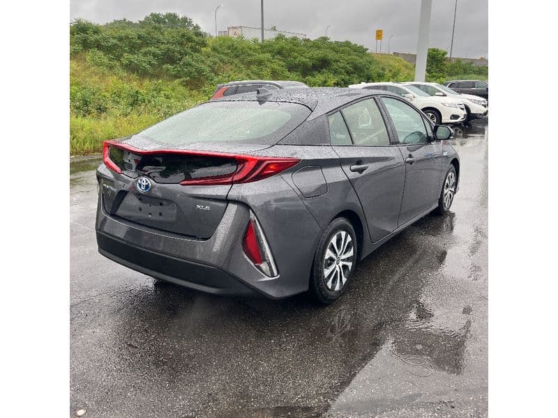 2020 Toyota Prius Prime view 5