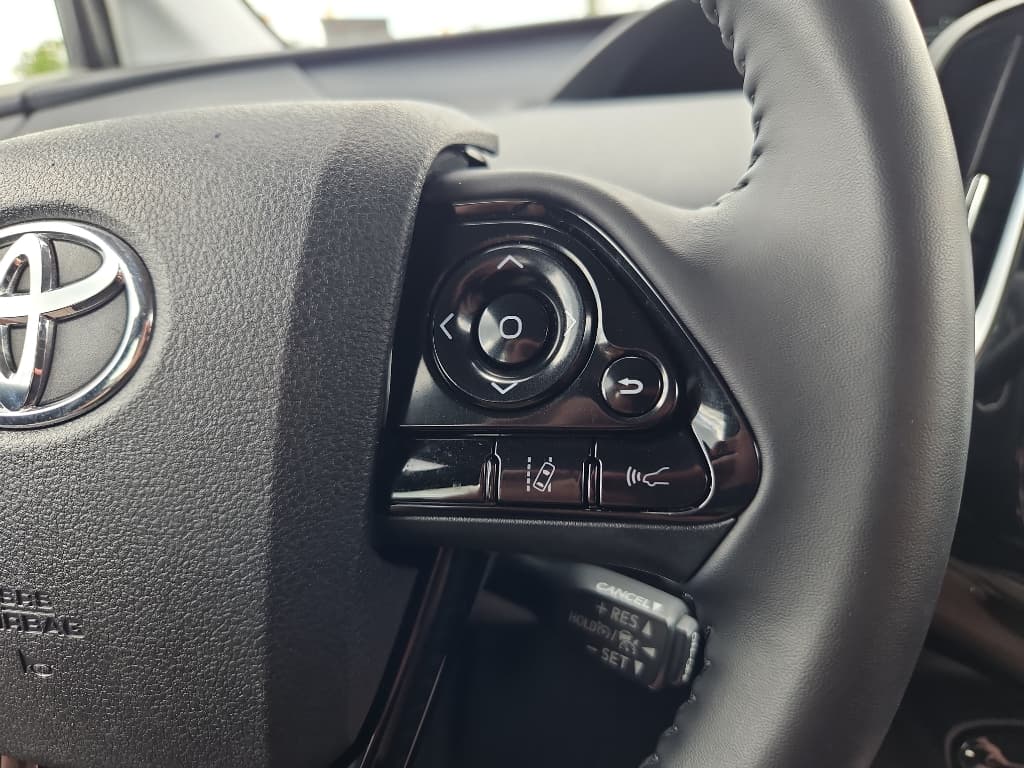2020 Toyota Prius Prime view 10