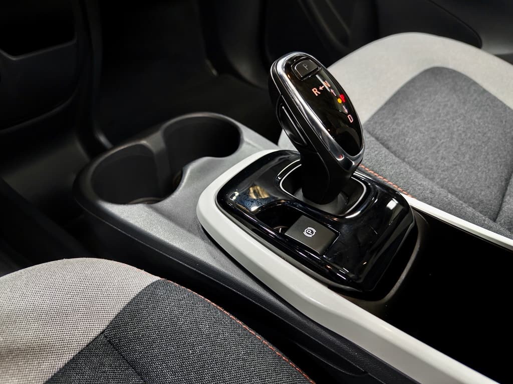 2020 Chevrolet Bolt EV view 20