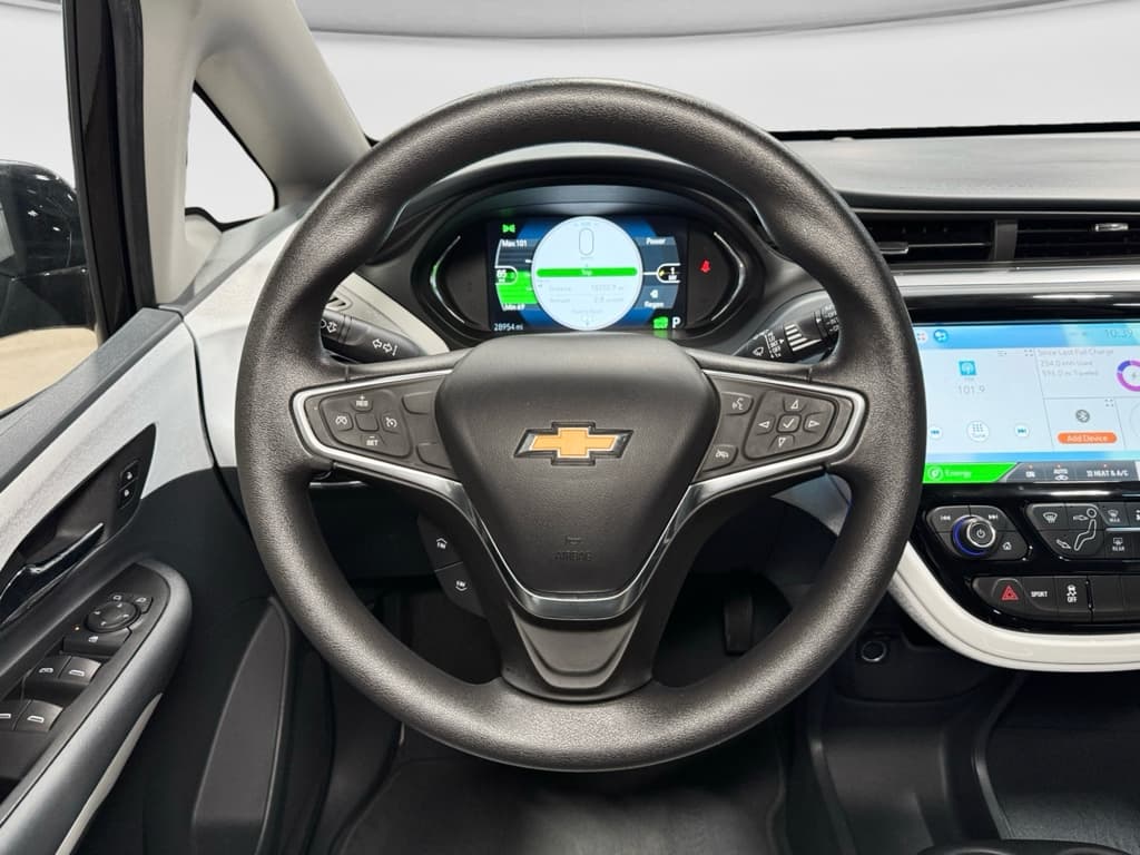 2020 Chevrolet Bolt EV view 9