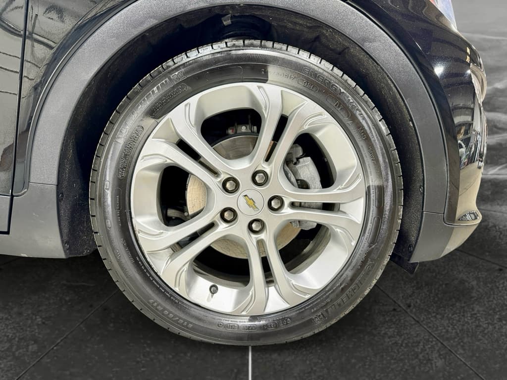 2020 Chevrolet Bolt EV view 34