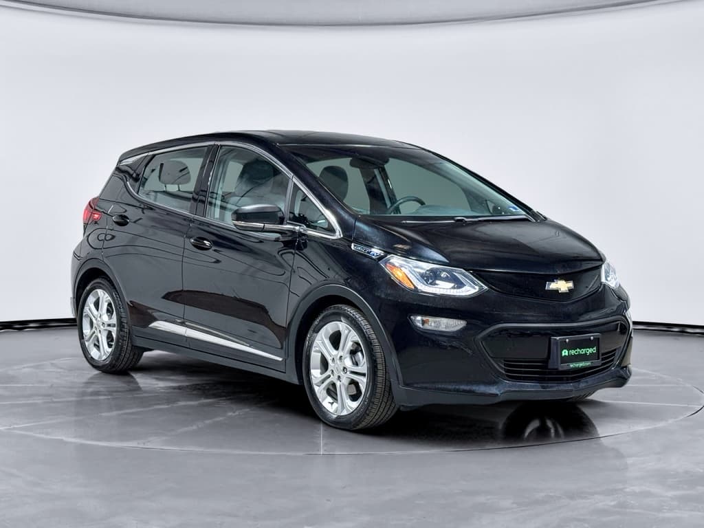 2020 Chevrolet Bolt EV view 4