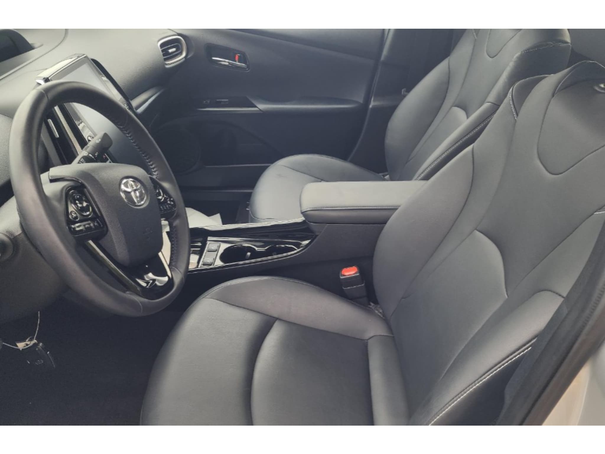 2020 Toyota Prius Prime view 5