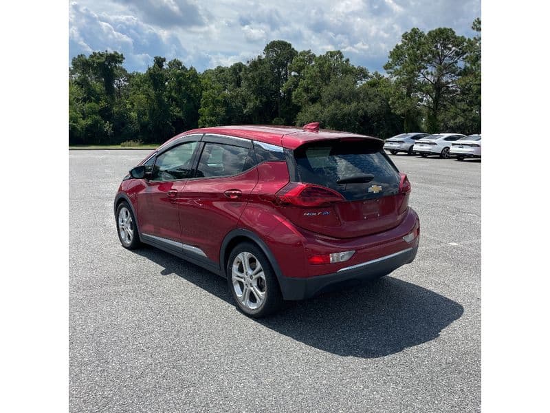2019 Chevrolet Bolt EV view 3