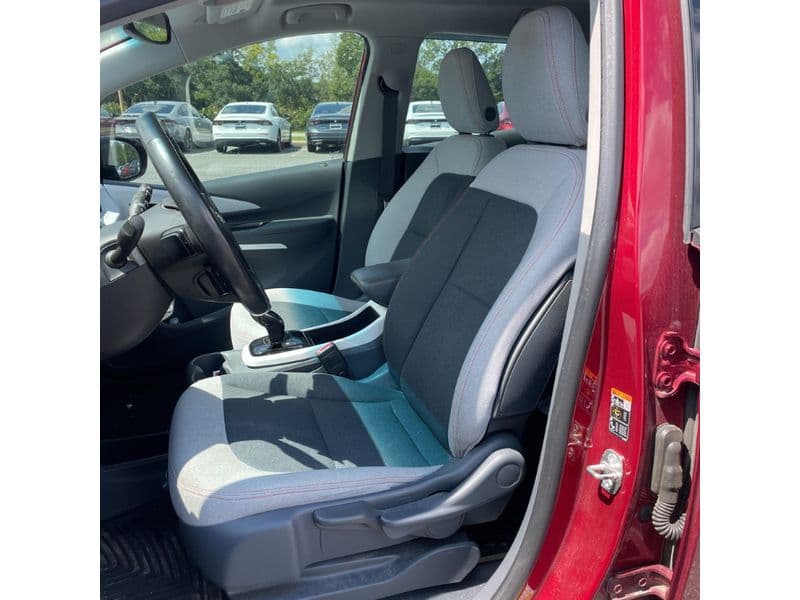 2019 Chevrolet Bolt EV view 9