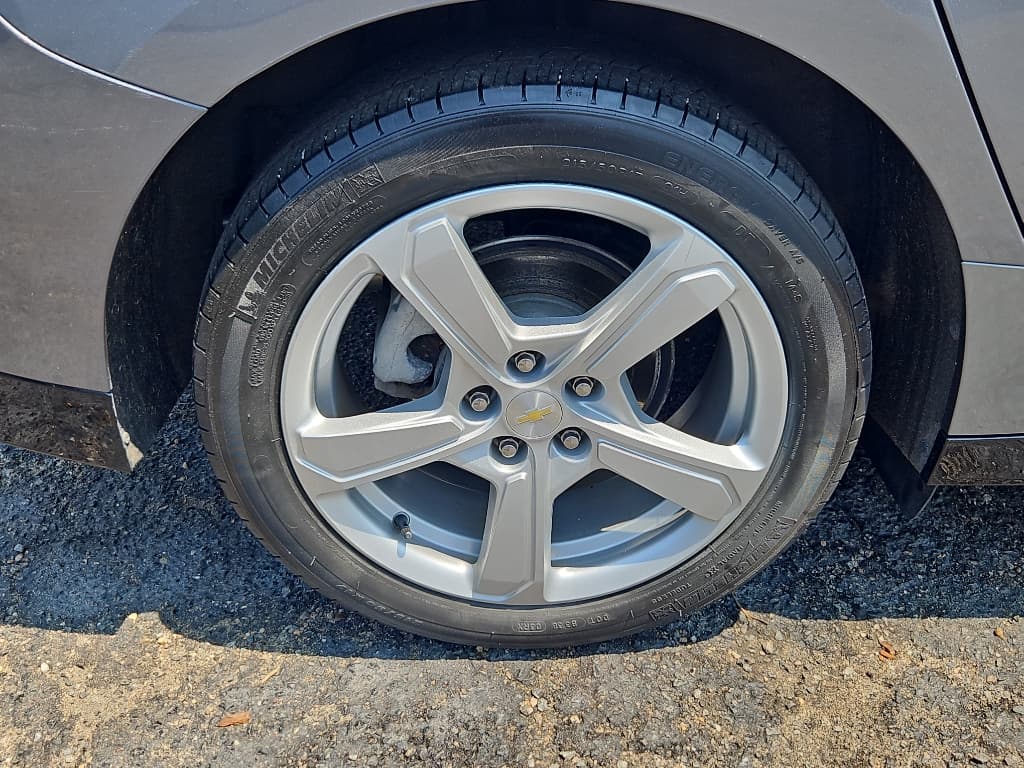 2018 Chevrolet Volt view 28