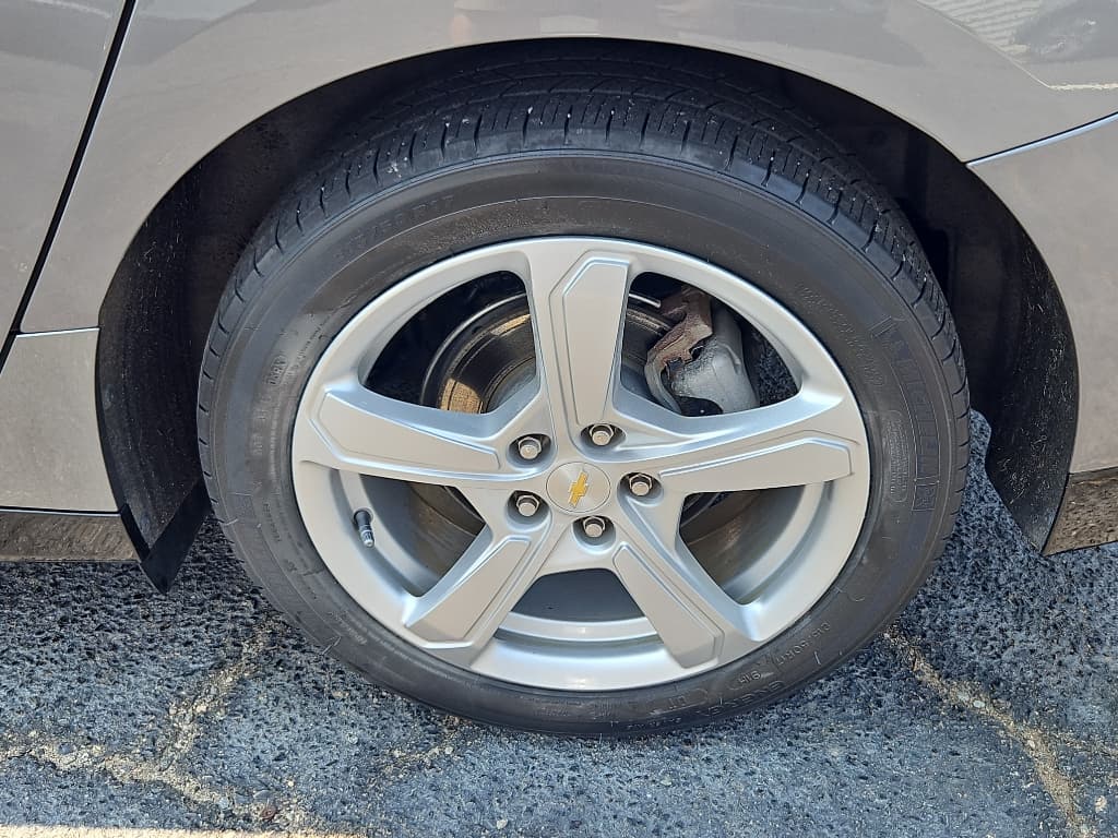 2018 Chevrolet Volt view 26