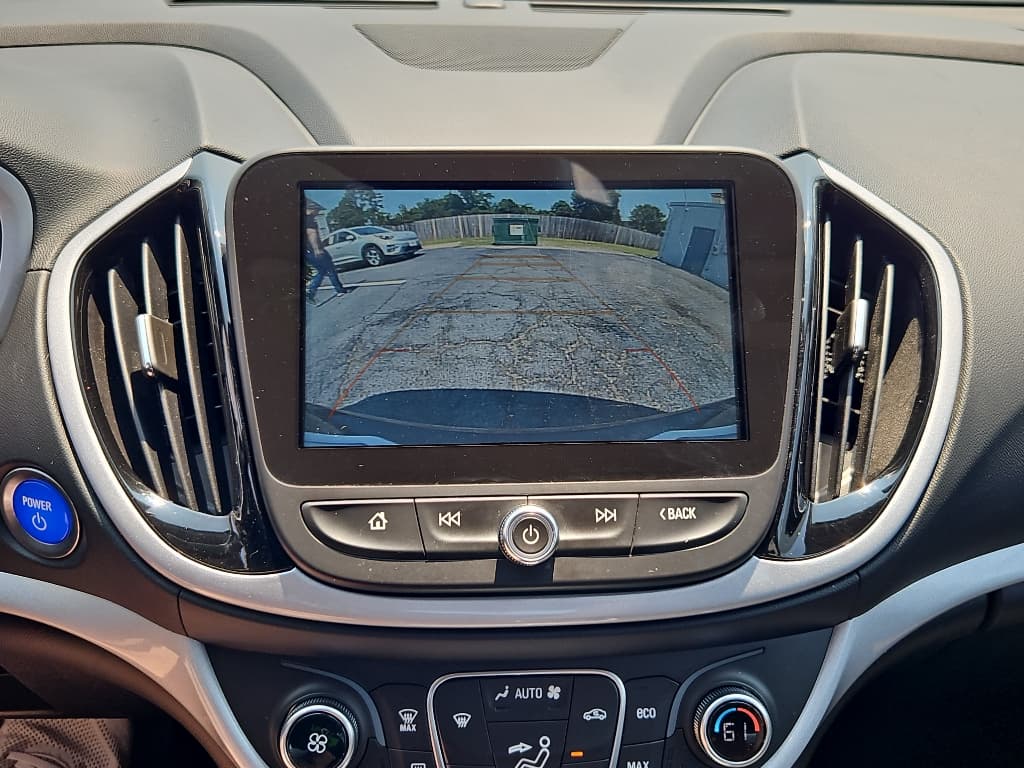 2018 Chevrolet Volt view 13
