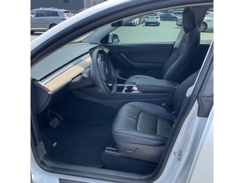 2021 Tesla Model Y view 5