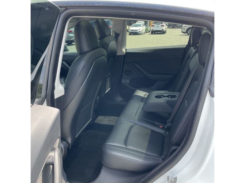 2021 Tesla Model Y view 6