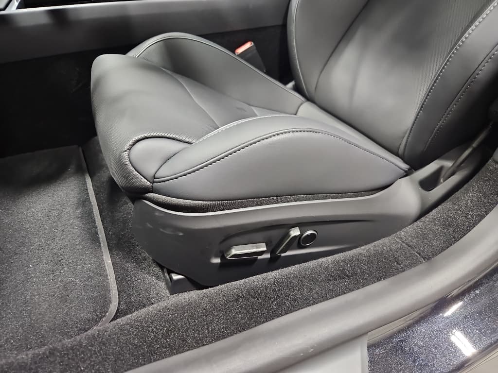 2026 Tesla Model 3 view 6