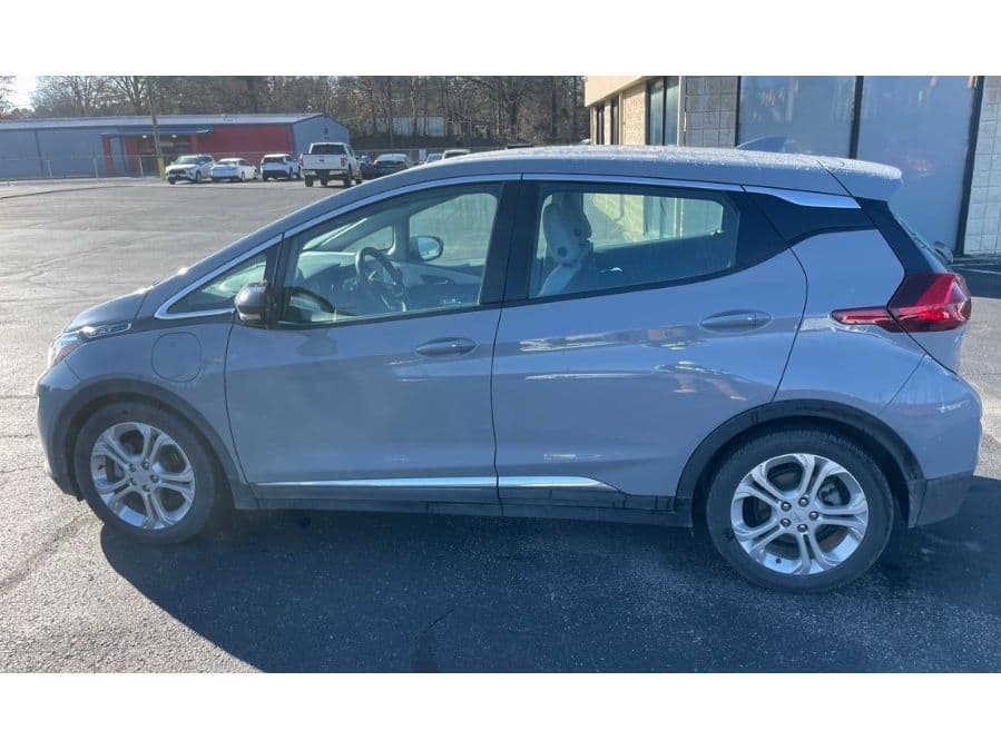 2019 Chevrolet Bolt EV view 6