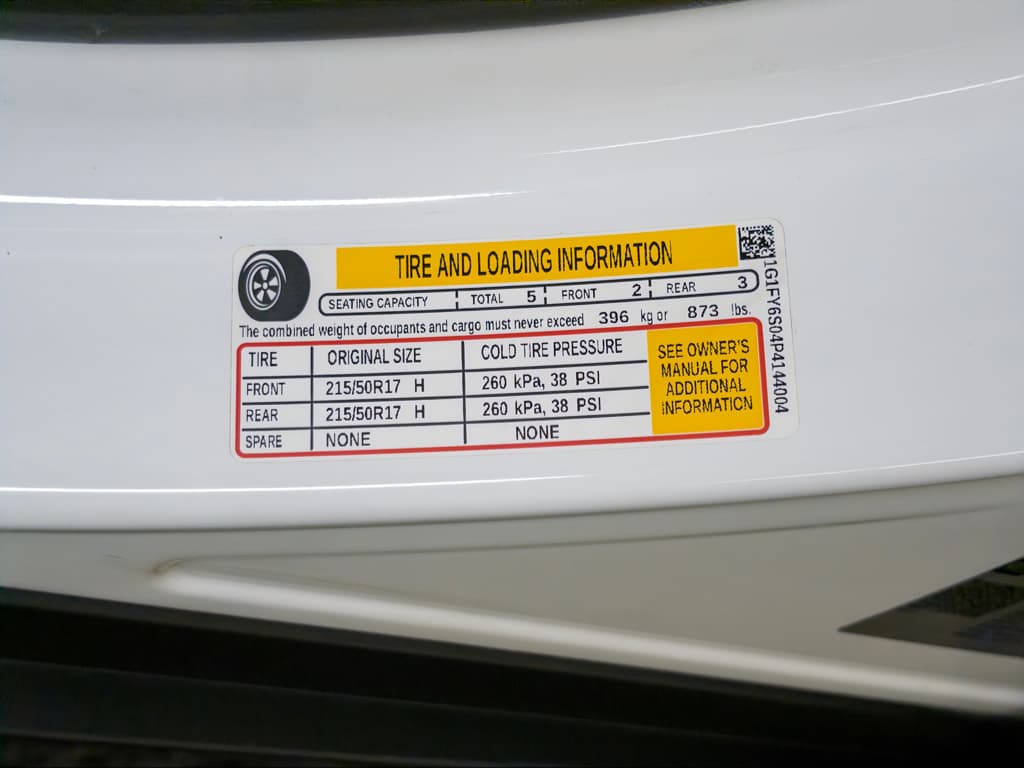 2023 Chevrolet Bolt EUV view 29