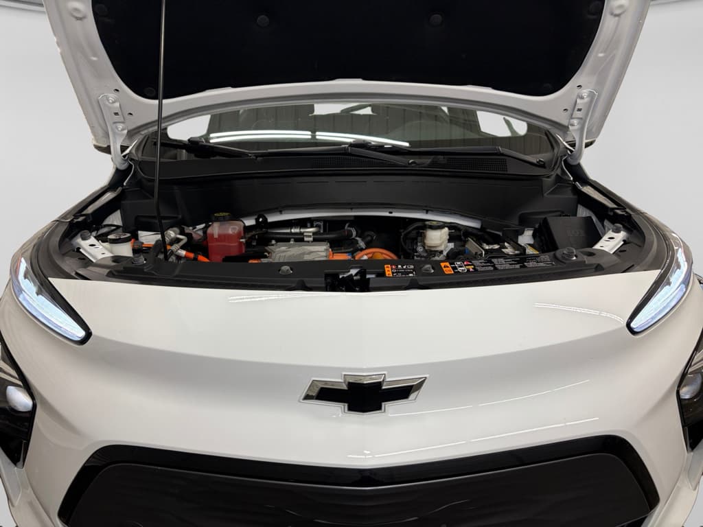 2023 Chevrolet Bolt EUV view 25