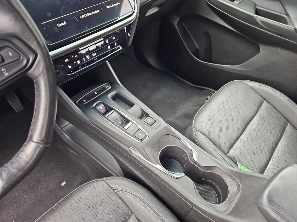 2023 Chevrolet Bolt EV view 17